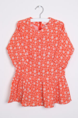 Oranje kleedje, Hilde & Co, 104