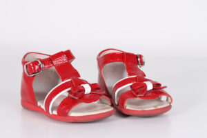 Rode sandaaltjes, Beberlis, 20